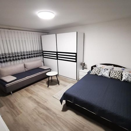 Ema Studio Apartman Karlovac Extérieur photo