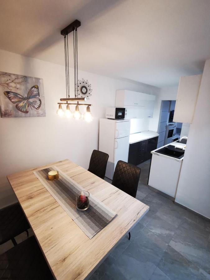 Ema Studio Apartman Karlovac Extérieur photo