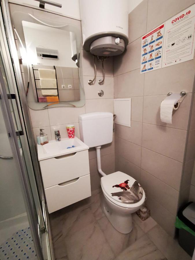 Ema Studio Apartman Karlovac Extérieur photo